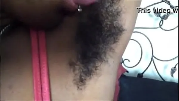 Tonton mega Tube Girl Licks Her Armpit Hair