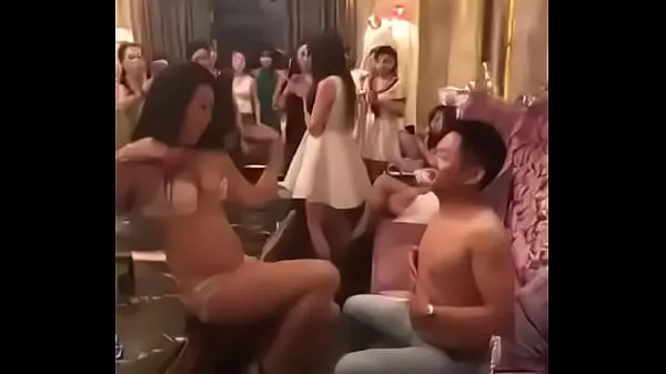 Tonton Sexy girl in Karaoke in Cambodia mega Tube