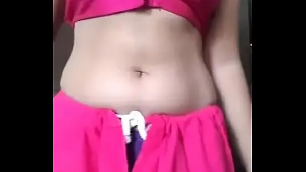 Tonton mega Tube Desi saree girl showing hairy pussy nd boobs