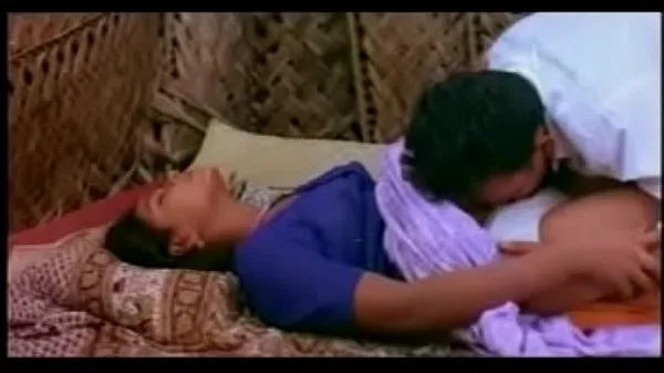 观看Bgrade Madhuram South Indian mallu nude sex video compilation巨型管