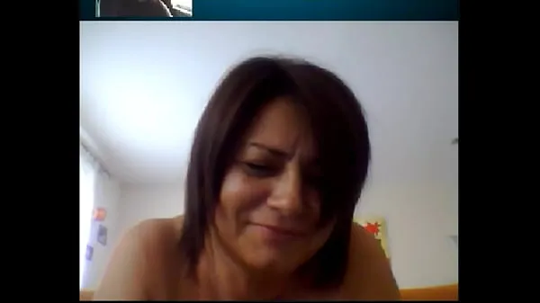 Nézze meg a Italian Mature Woman on Skype 2 mega Tube-t