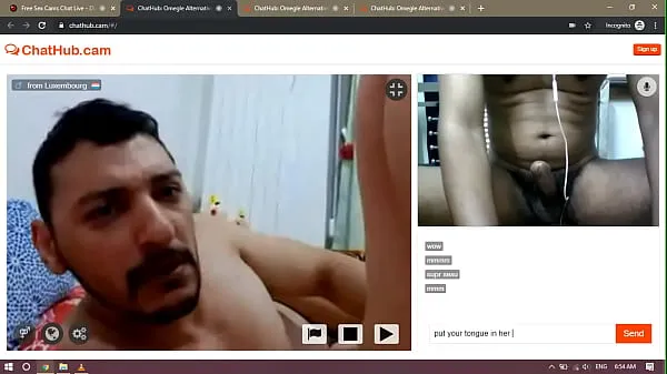 Tonton mega Tube Man eats pussy on webcam