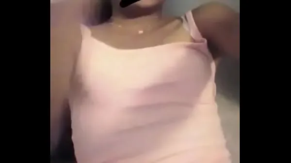 Sledujte 18 year old girl tempts me with provocative videos (part 1 mega Tube