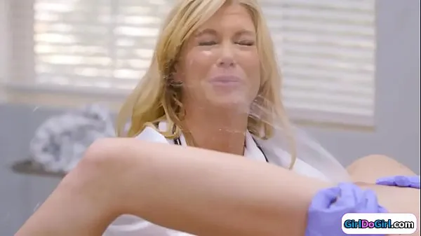 Watch Unaware doctor gets squirted in her face mega Tube
