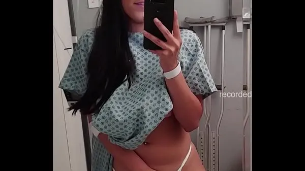 Bekijk Quarantined Teen Almost Caught Masturbating In Hospital Room megatube