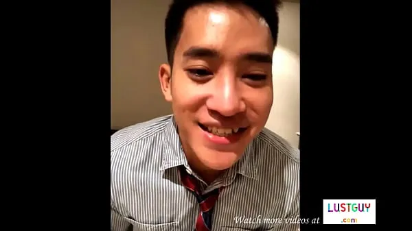 مشاهدة I chat with a handsome Thai guy on the video call. To watch more videos like this, you can visit and start following us ميجا تيوب
