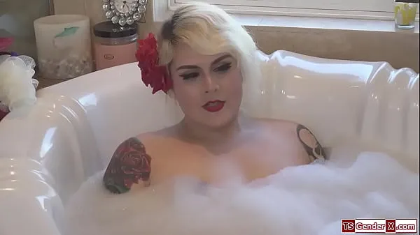 Trans stepmom Isabella Sorrenti anal fucks stepson mega Tube'u izleyin