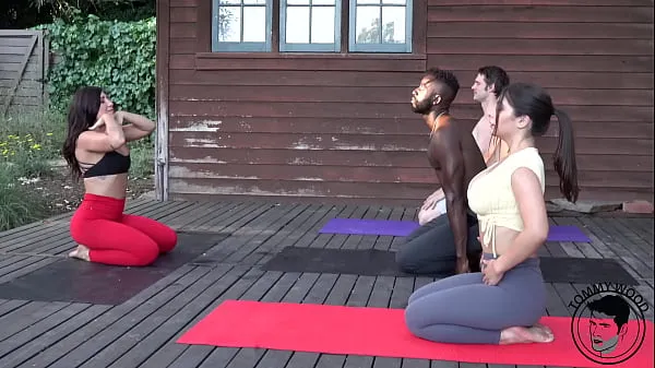 Tonton BBC Yoga Foursome Real Couple Swap mega Tube
