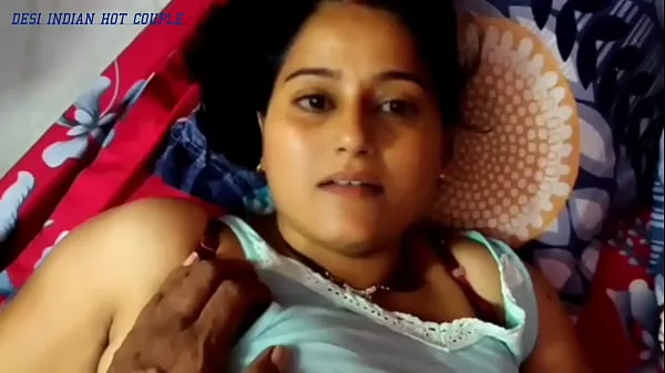 Kavita brachte sie dazu, ihren Liebhaber zu ficken, indem sie sie alleine zu Hause anrief