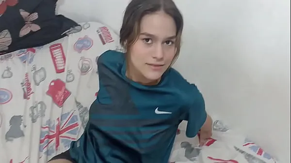 Watch I find my stepsister with my clothes on and I take them off until I end up fucking her mega Tube