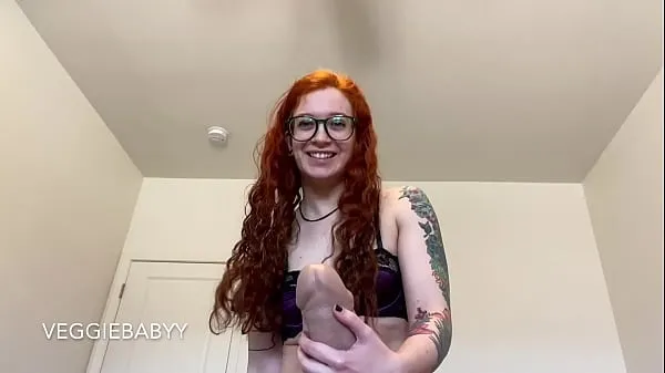 Sehen Sie sich Sanftes Lochdehnen und Züchten mit Riesenschwanz-Futa-Mama - vollständiges Video auf Veggiebabyy Manyvids Mega Tube an