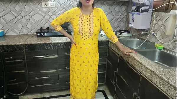 观看Desi bhabhi was washing dishes in kitchen then her brother in law came and said bhabhi aapka chut chahiye kya dogi hindi audio巨型管